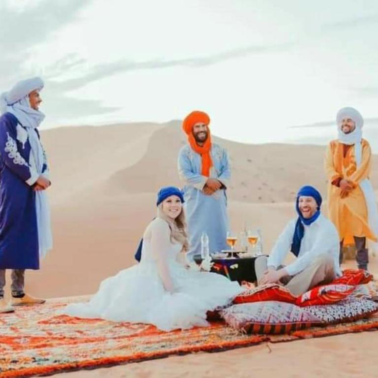 Merzouga Desert Luxury Camp Dış mekan fotoğraf